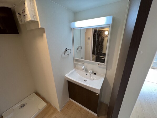 コントレイル糸引の物件内観写真